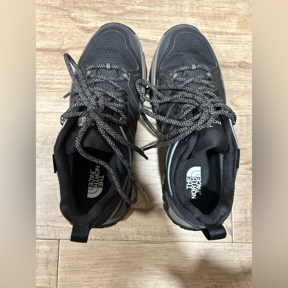 The North Face Hedgehog GORE-TEX hiking shoes adventure outdoors hike explore - Picture 7 of 10